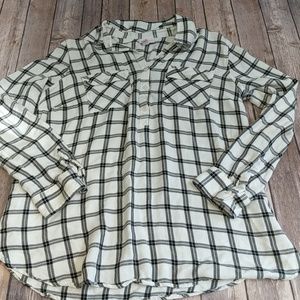 Isabel maternity black white plaid shirt medium